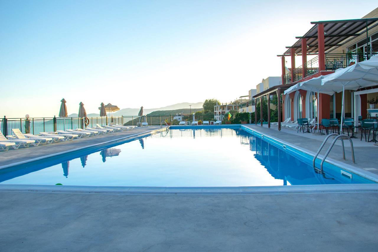 Saint Catherine Hotel ปีตาโกเรโย ภายนอก รูปภาพ